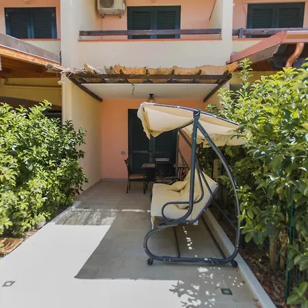 Deliziosa Mare Indipendente Villa